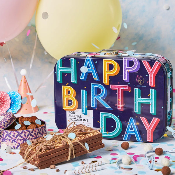 Birthday Case & Praline Lev