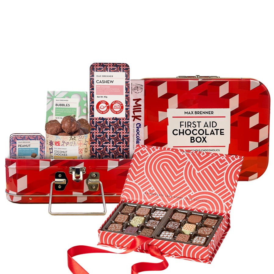 First Aid Suitcase & Love Story 18 Pralines