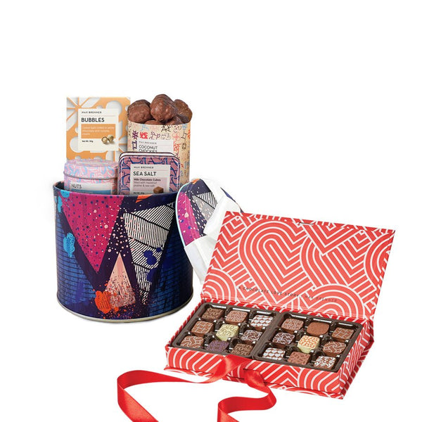 Art Small & 18pc Love Story Pralines