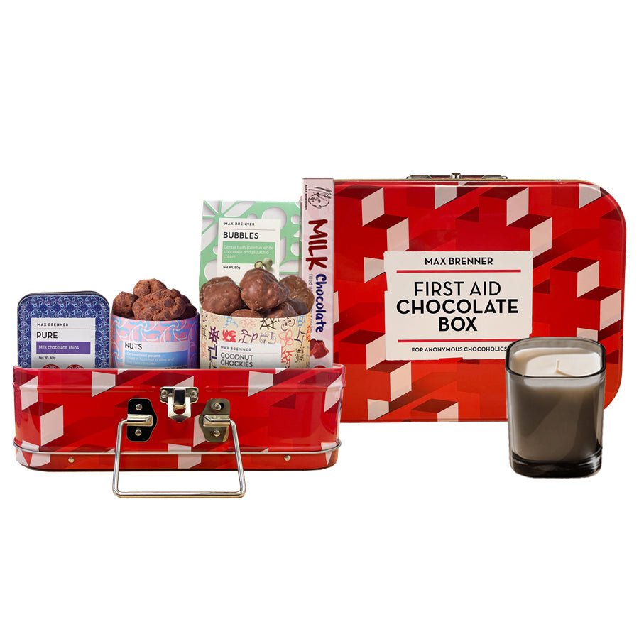 First Aid Chocolate Box & נר ריחני