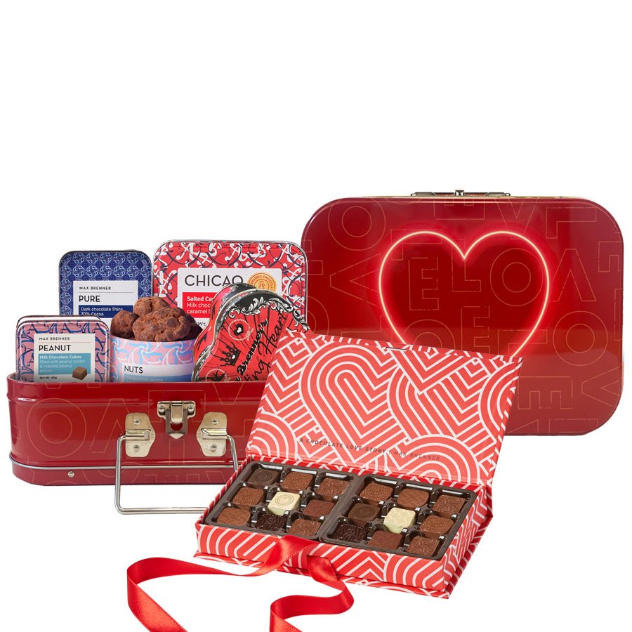 Love Story Box & 18pc Pralines Love Story